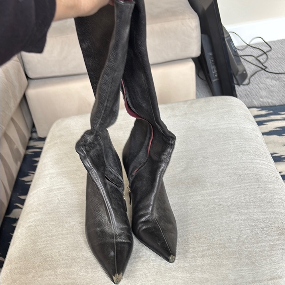 Authentic Gucci leather boots